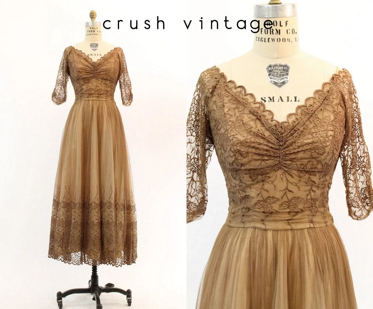 1950s nude TAMBOUR lace dress small | new fall