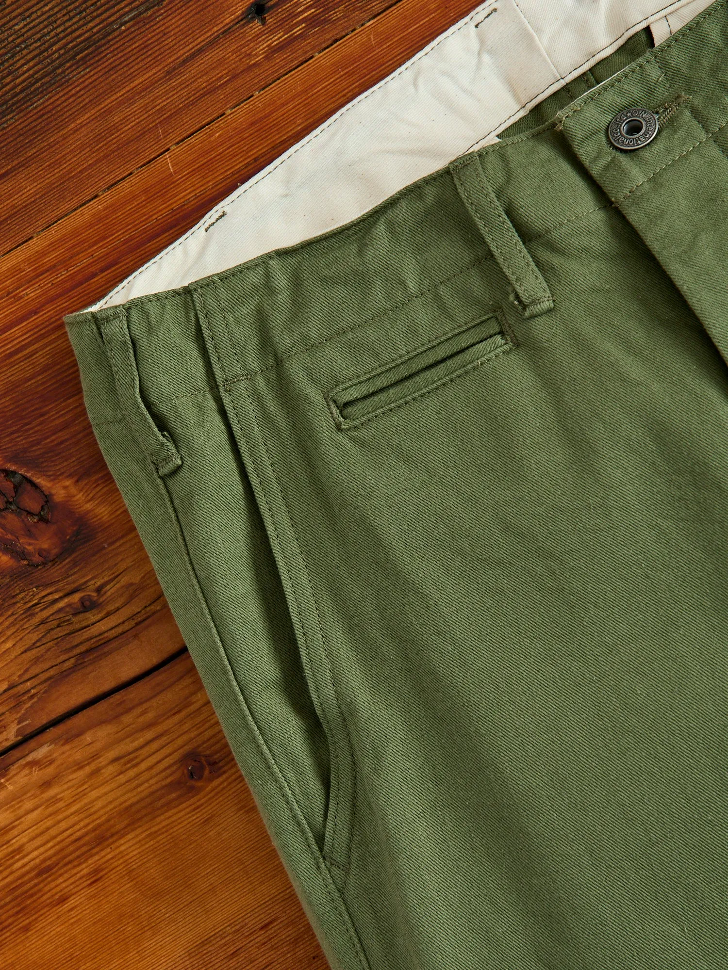 9.5oz Selvedge Chino in Light Olive