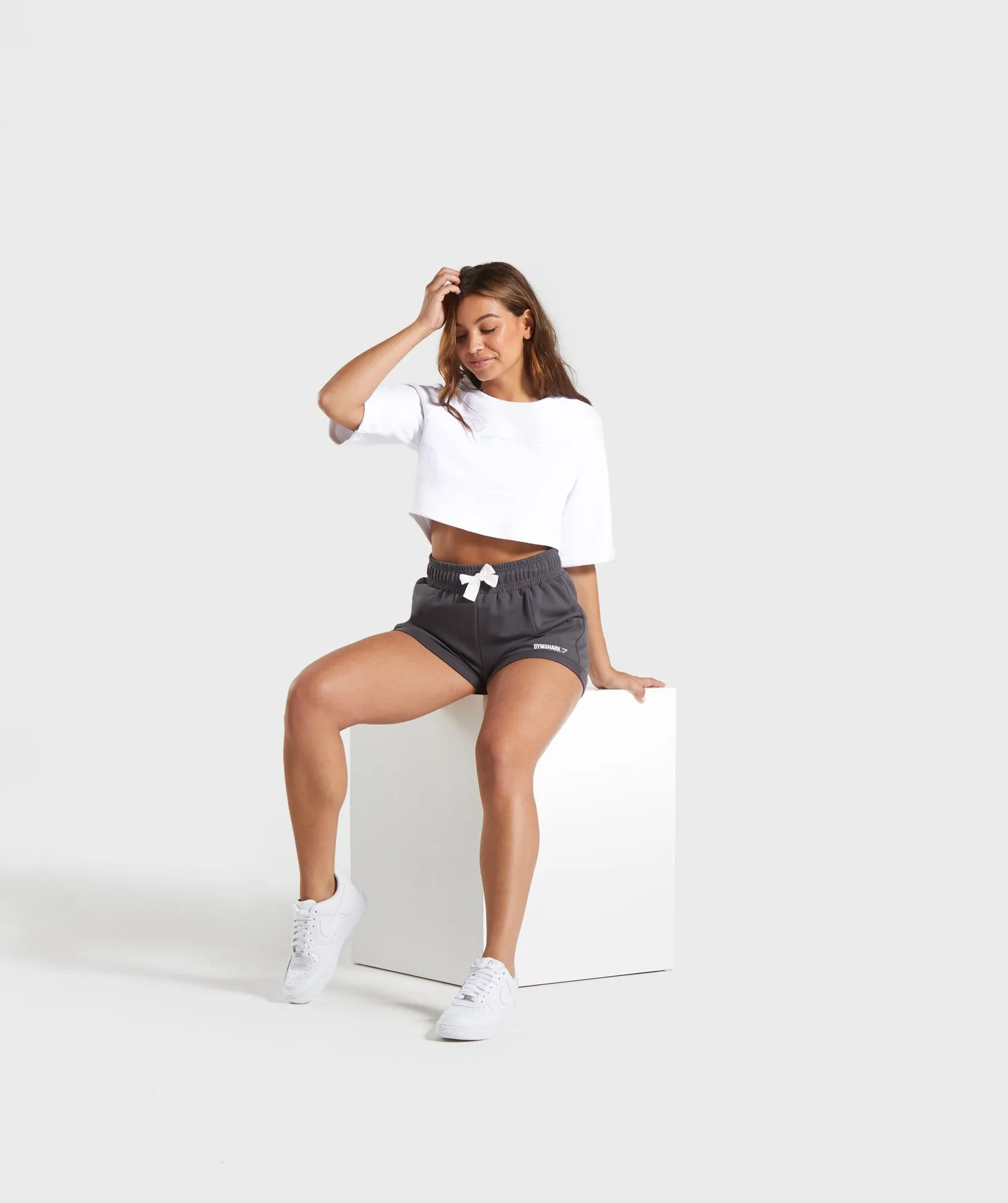 Gymshark Signature Boxy Cropped Sweater - White