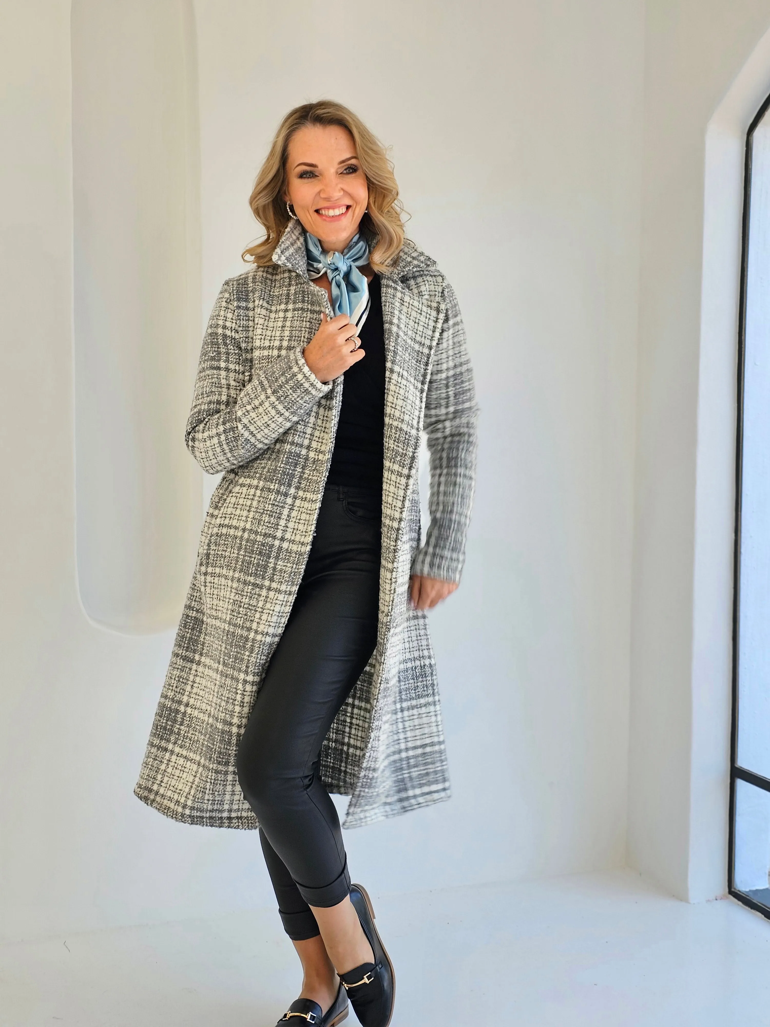 Jane Coat Snow Check (S and XL)