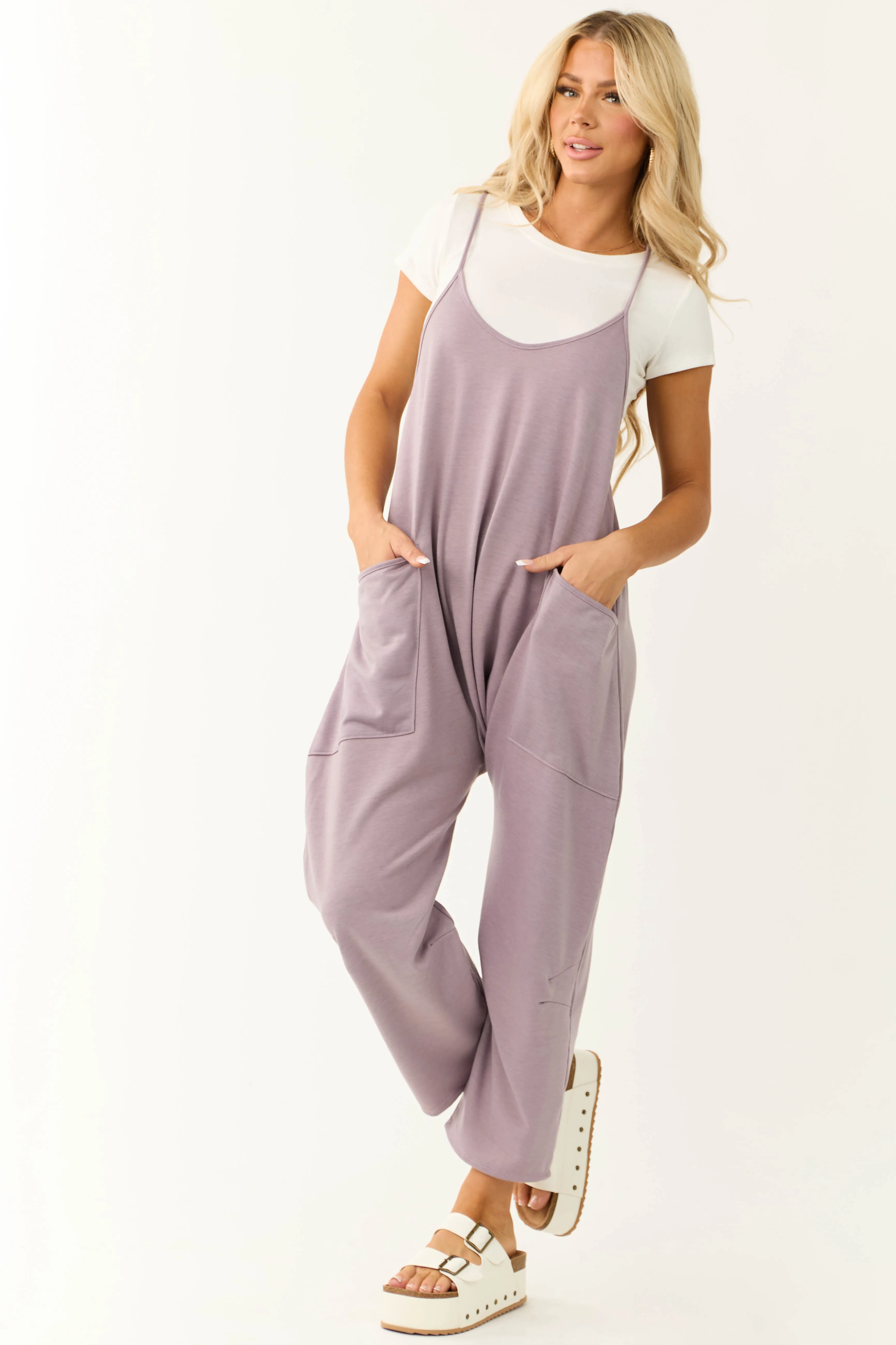 Lavender Sleeveless Front Pocket Loose Jumpsuit