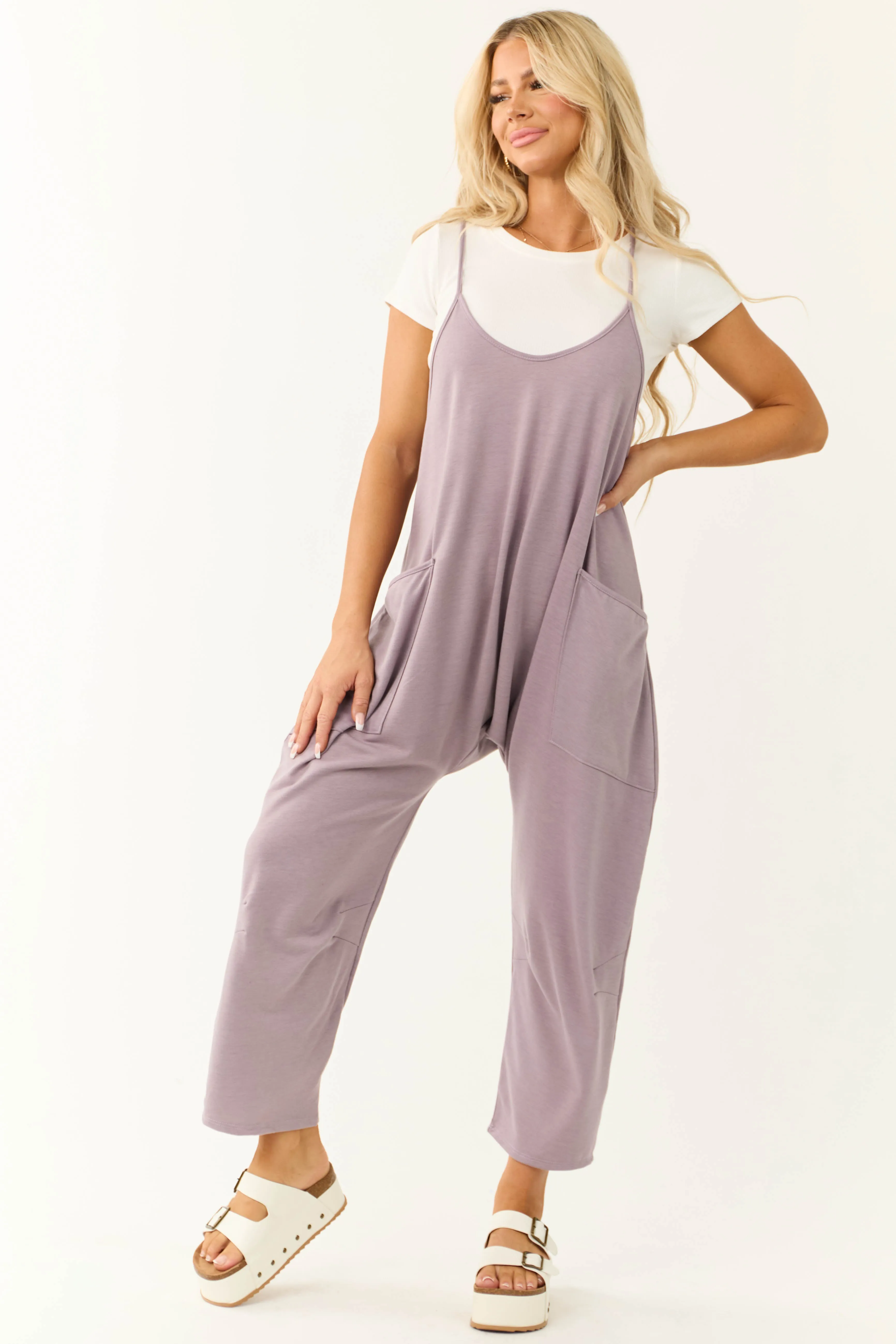 Lavender Sleeveless Front Pocket Loose Jumpsuit