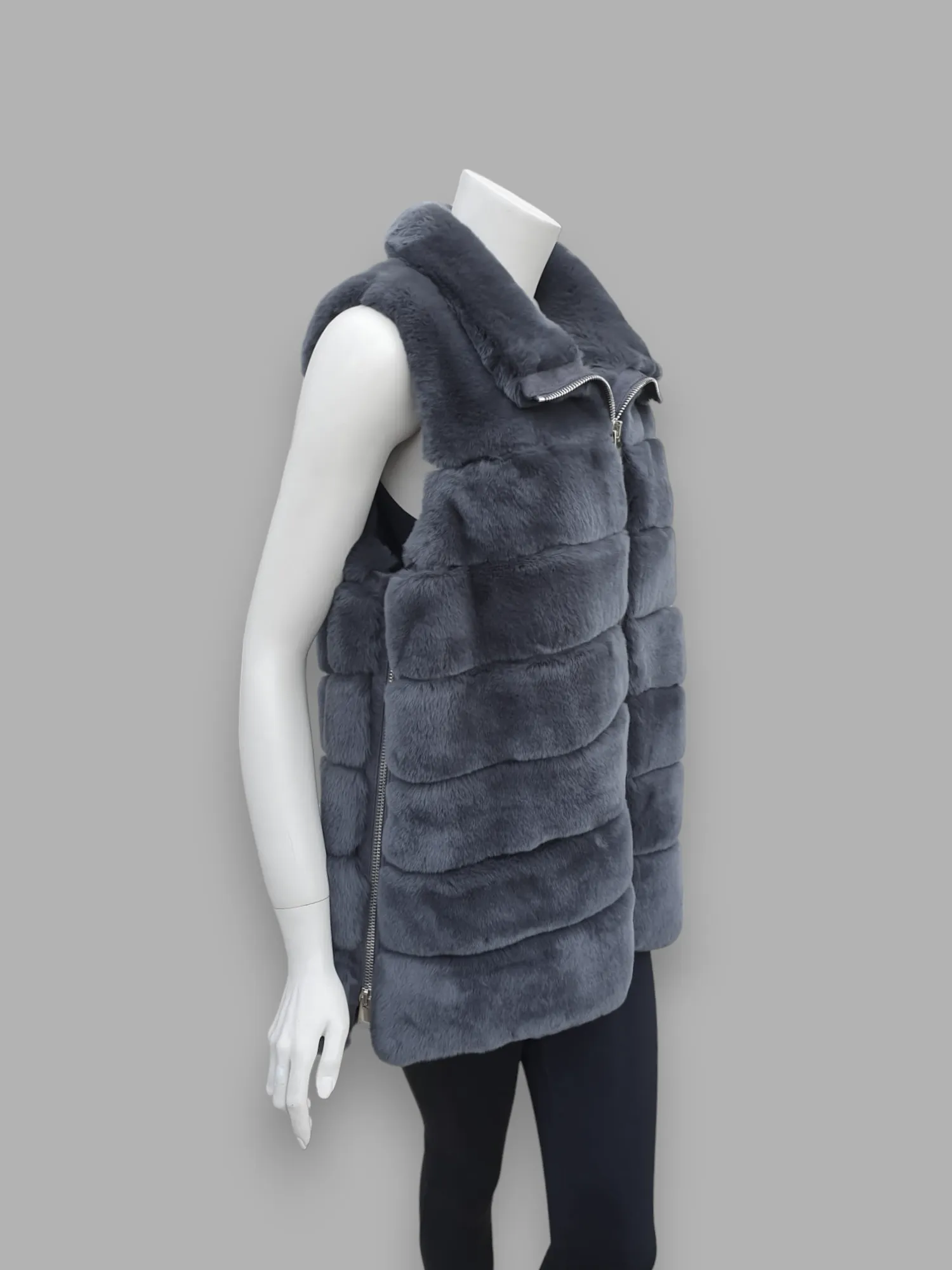 "Suprema" Gray Rex Rabbit Vest - Size 44