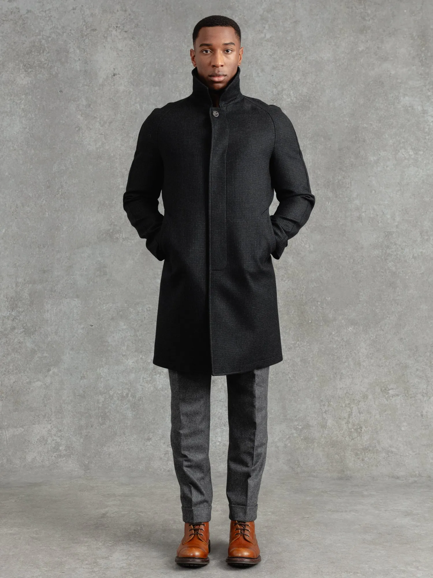 The Woollen Crew Coat - Charcoal Dogtooth